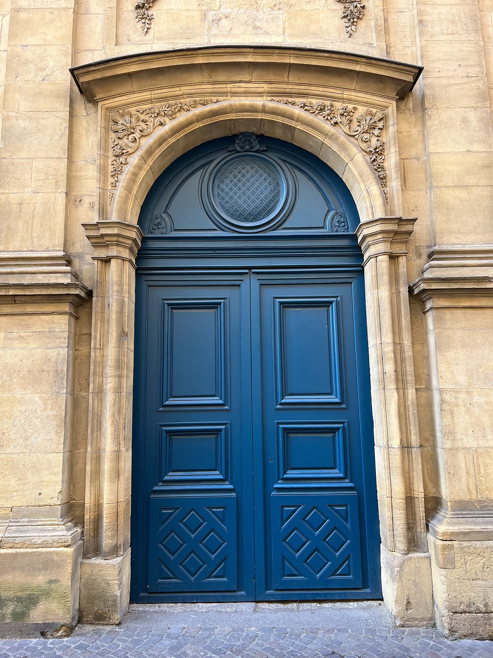 Galerie d'exposition de l'église des Trinitaires