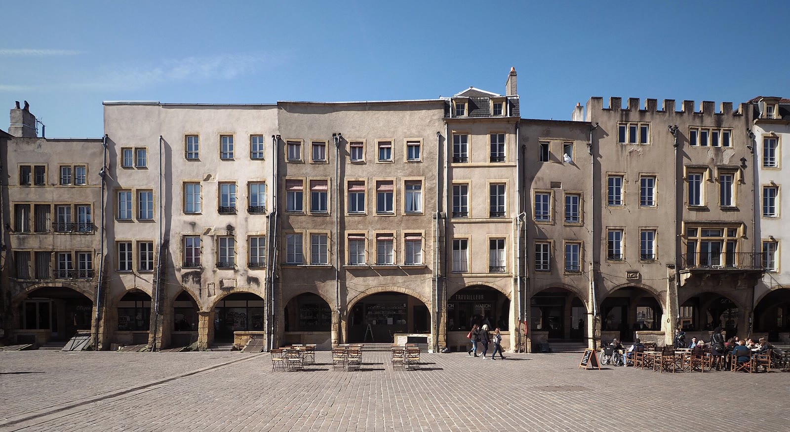 Place Saint-Louis