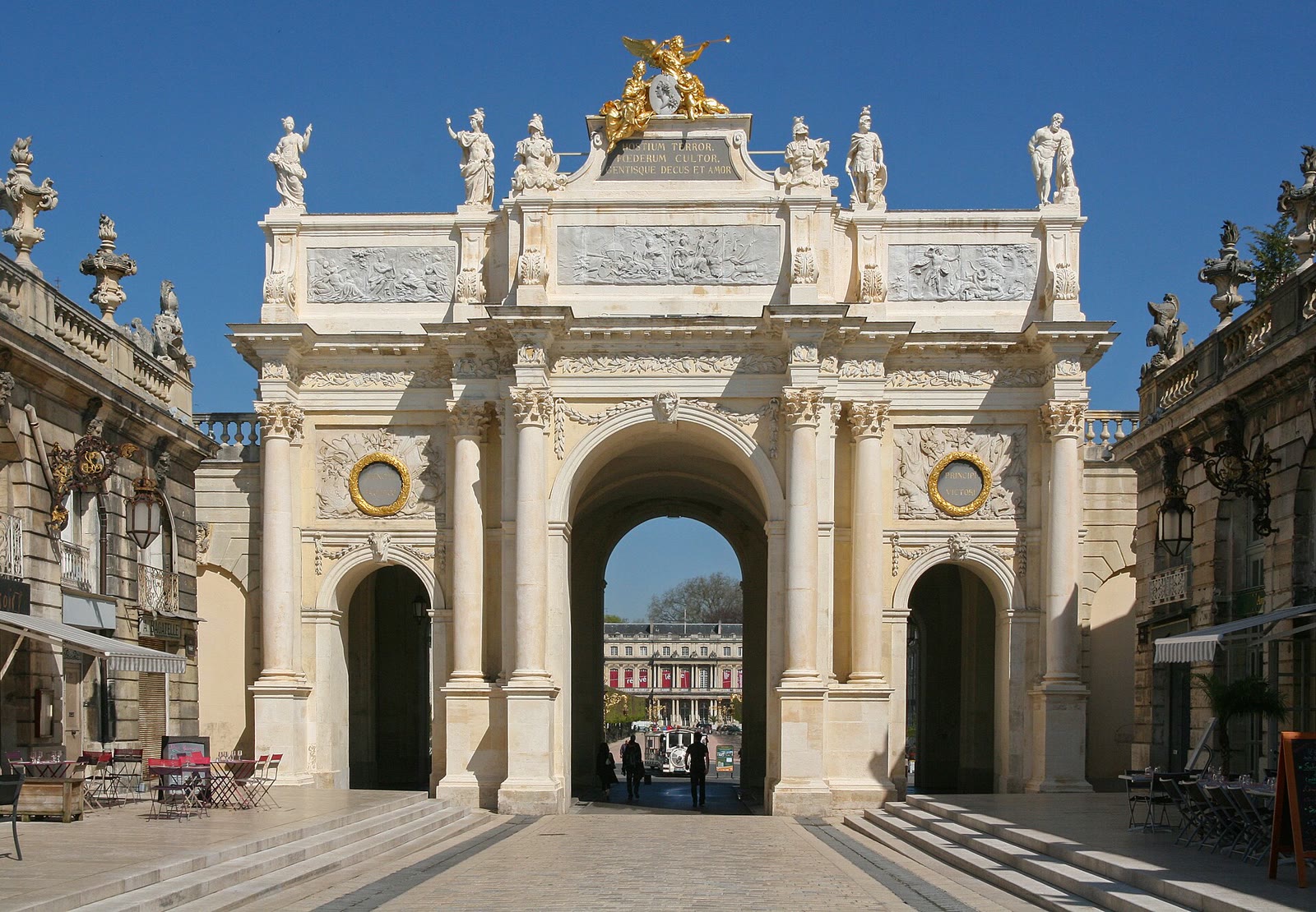 El arco Héré, puerta real de la plaza Stanislas