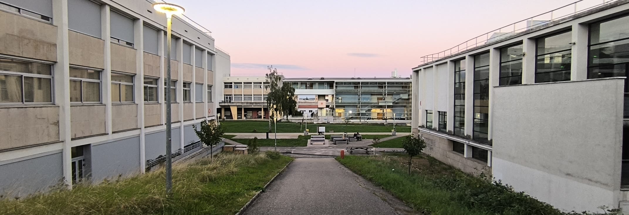 Cafét’ Lettres, a quick bite on campus